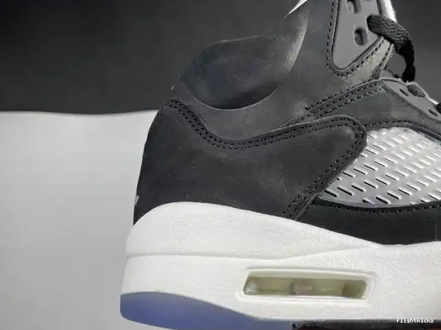 AIR JORDAN 5 CT4838-011 OREO 0619